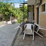 Apartment Elpida *