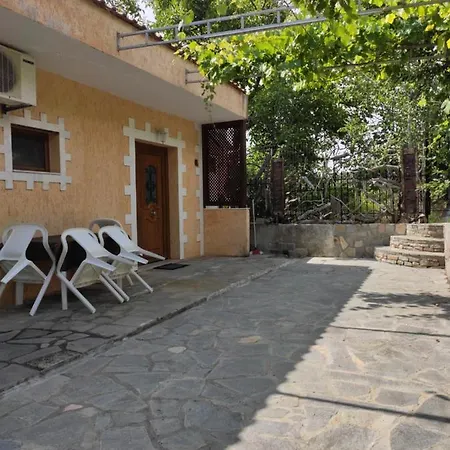 Apartamento Elpida *